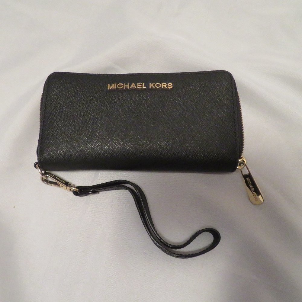 Michael Kors - Black Mini Wallet Wristlet NWOT